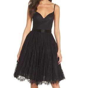 MAC DUGGAL SWEETHEART NECK EMBELLISHED BLACK PARTY DRESS sz 2